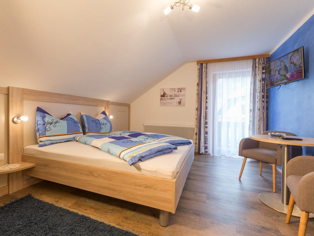 Haus Pitzer/Apartments Troicher Schladming Chambre photo